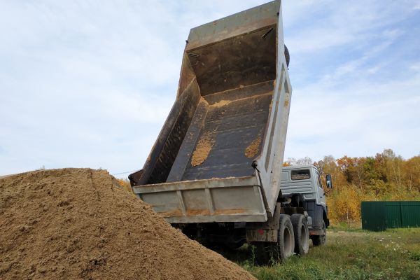 Topsoil Delivery in Alpharetta