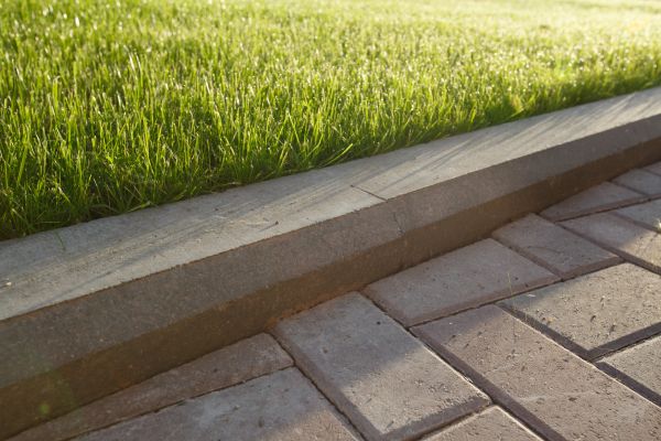 Lawn Edging Replacement in Alpharetta